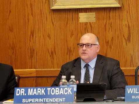Wayne Schools Superintendent Mark Toback at a Board of Education Meeting