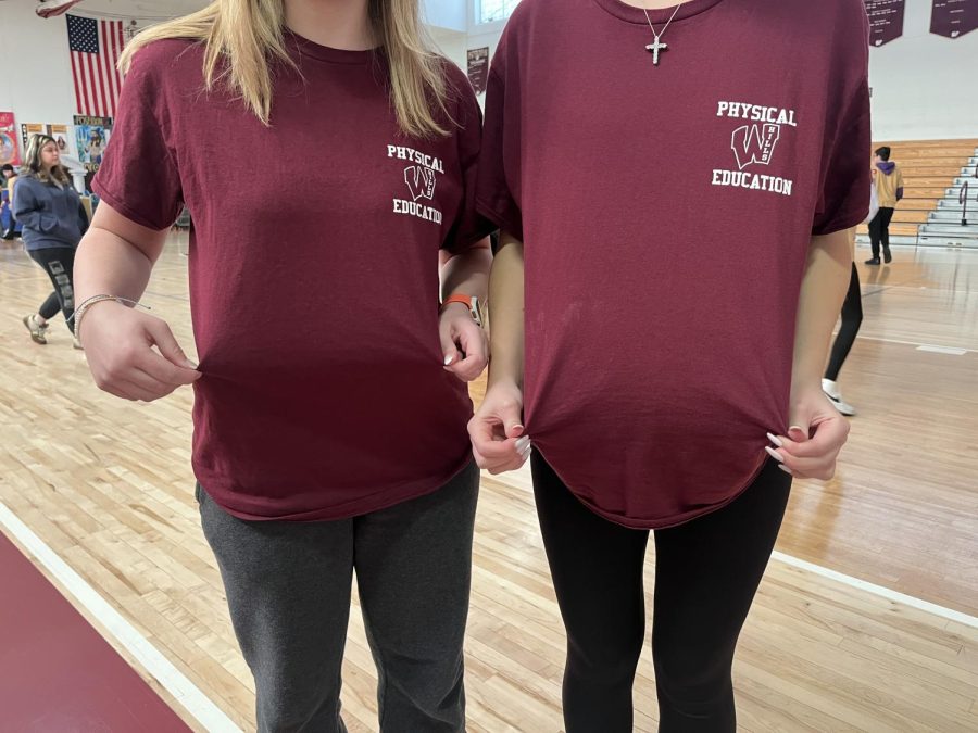 Students Adapt To Gym Shirts